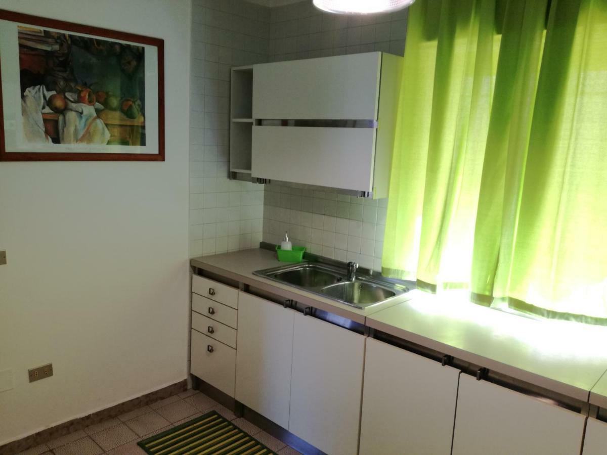 Sunset Flat Apartment Isola delle Femmine Luaran gambar